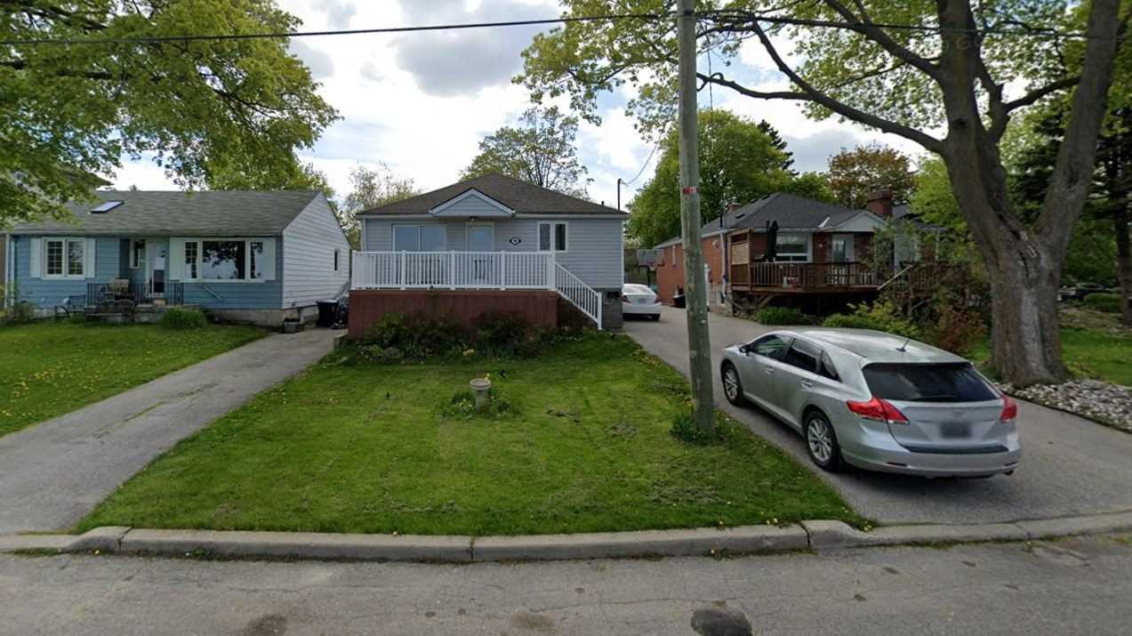 68 Sunnypoint Cres