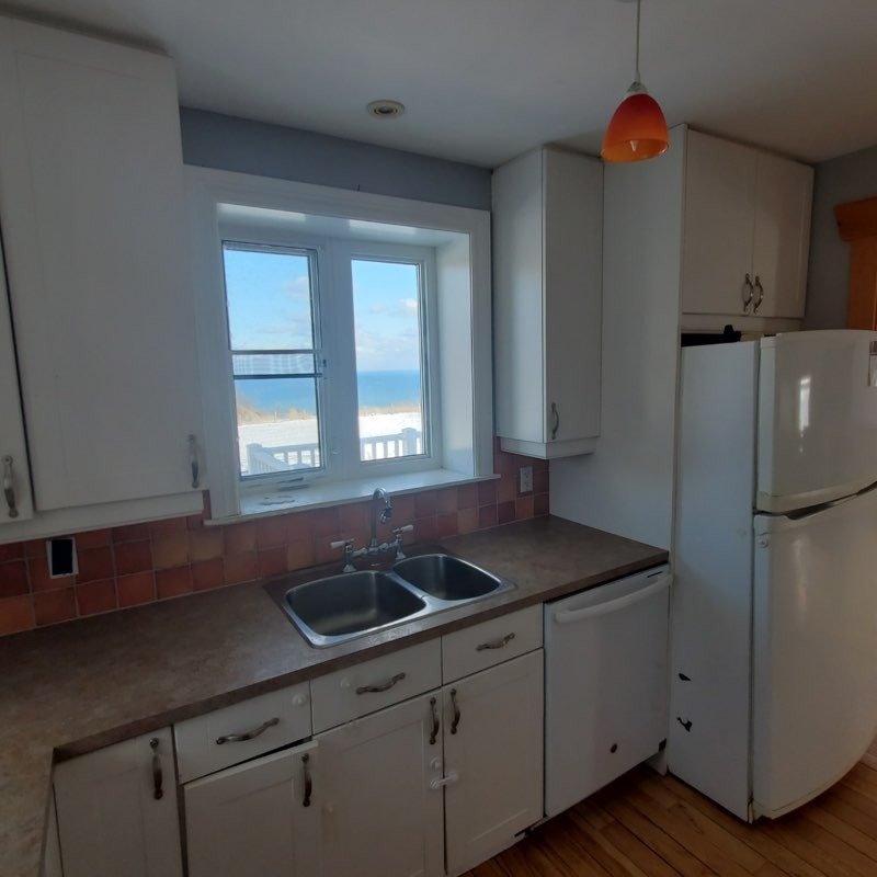 68 Sunnypoint Cres