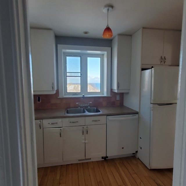 68 Sunnypoint Cres