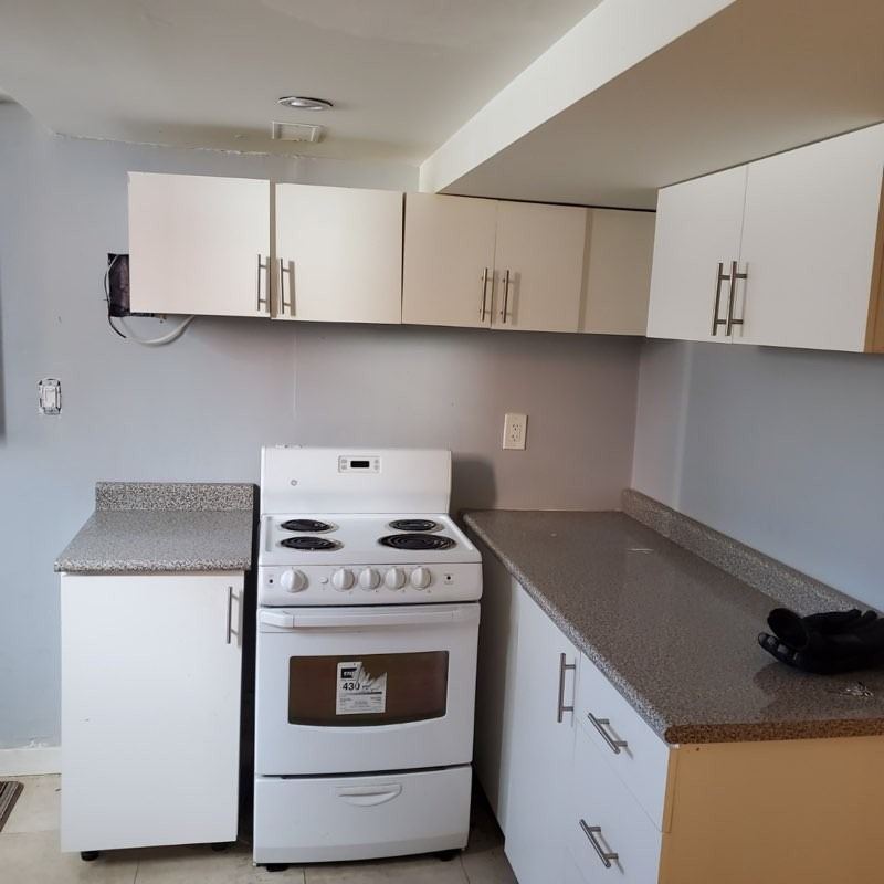 68 Sunnypoint Cres