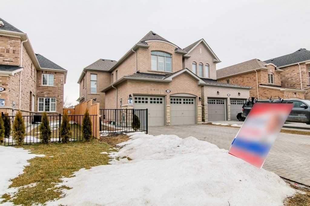 102 Braebrook Dr