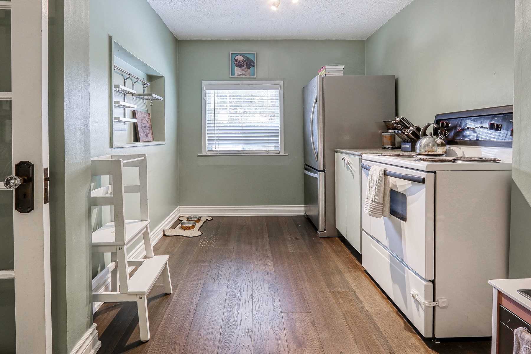 36 Amiens Rd