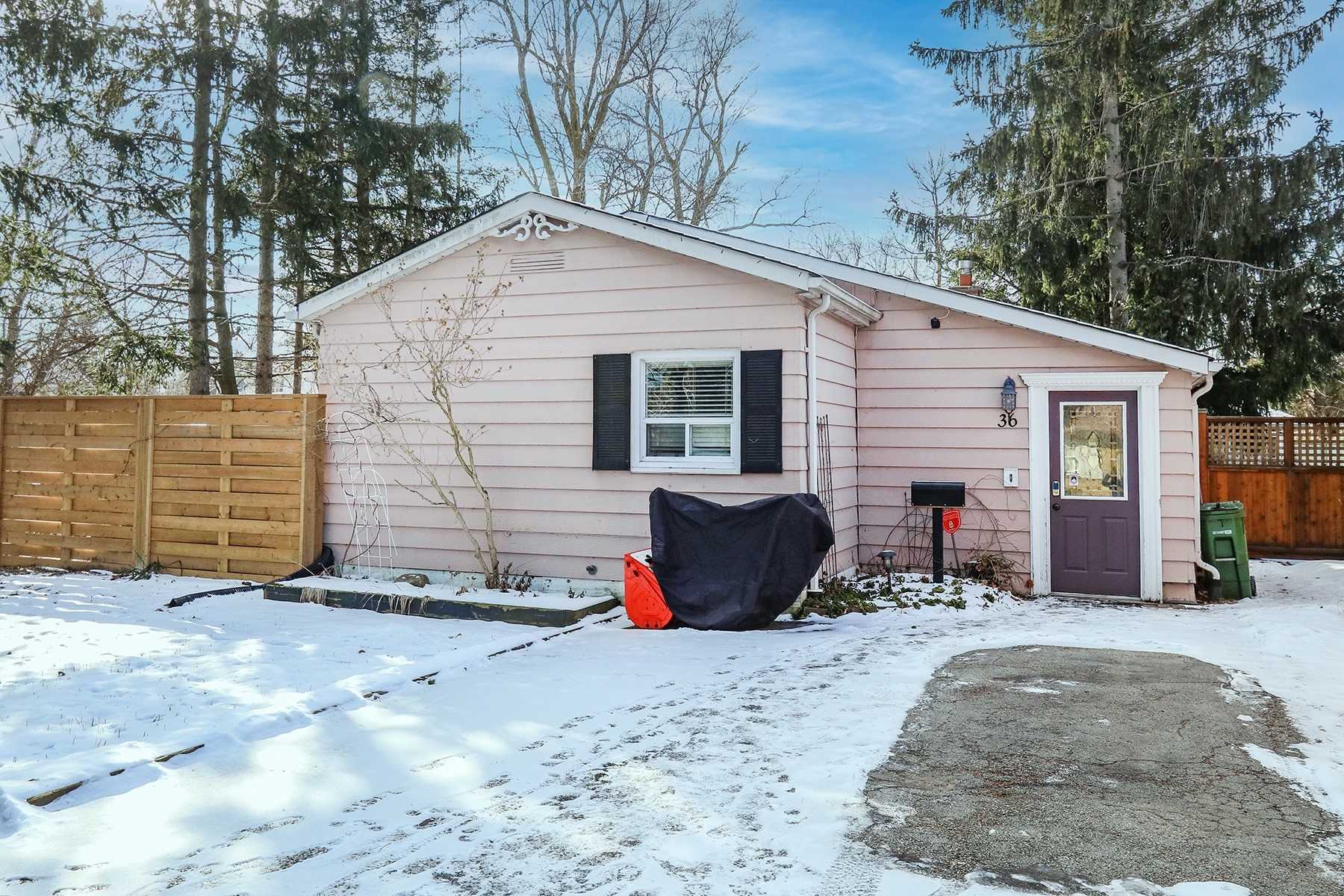 36 Amiens Rd