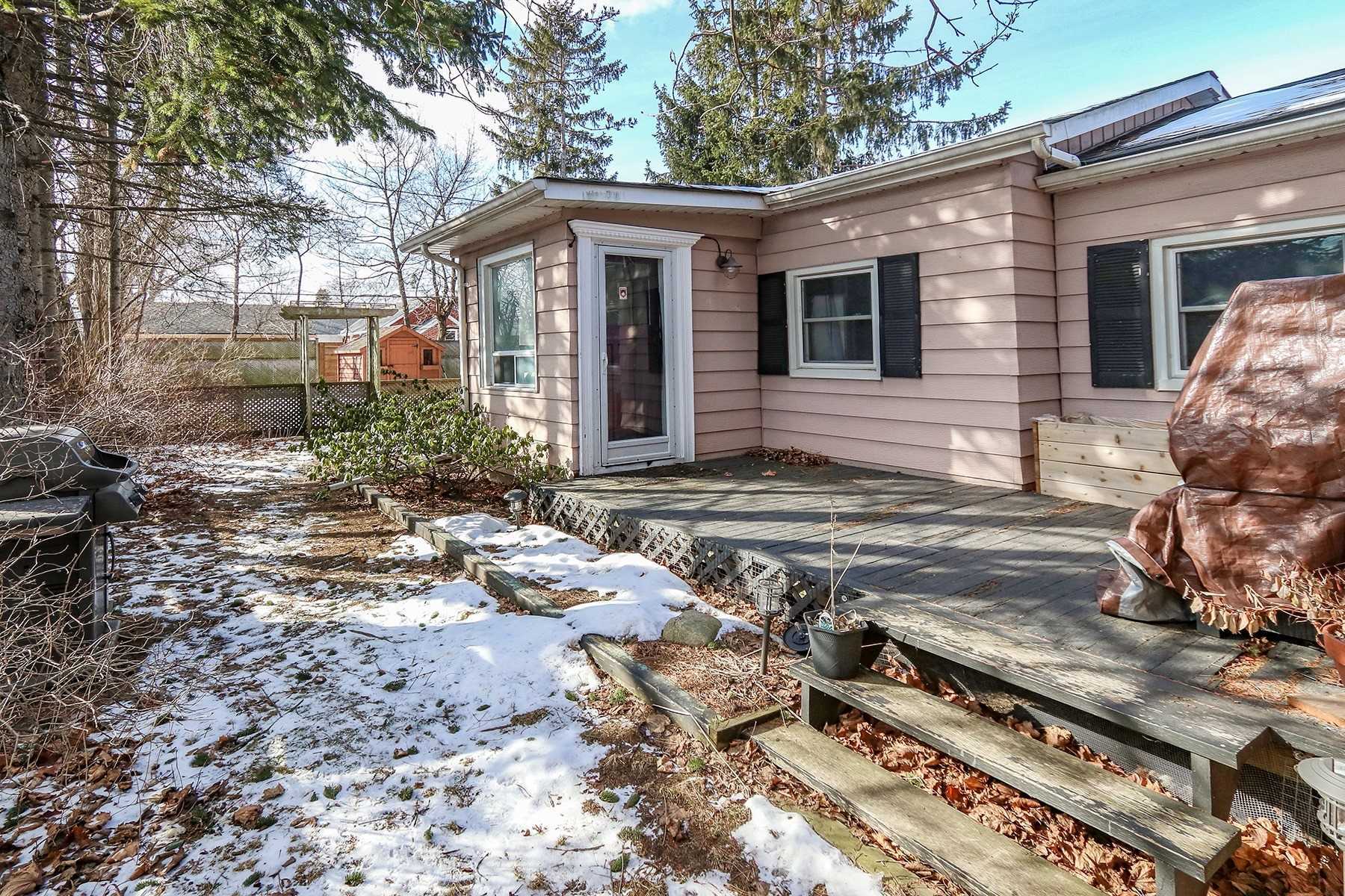 36 Amiens Rd