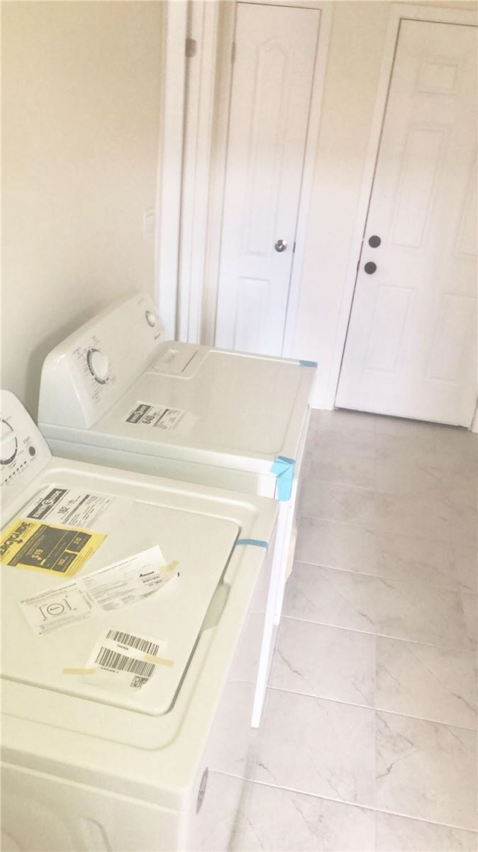 978 Kicking Horse Path