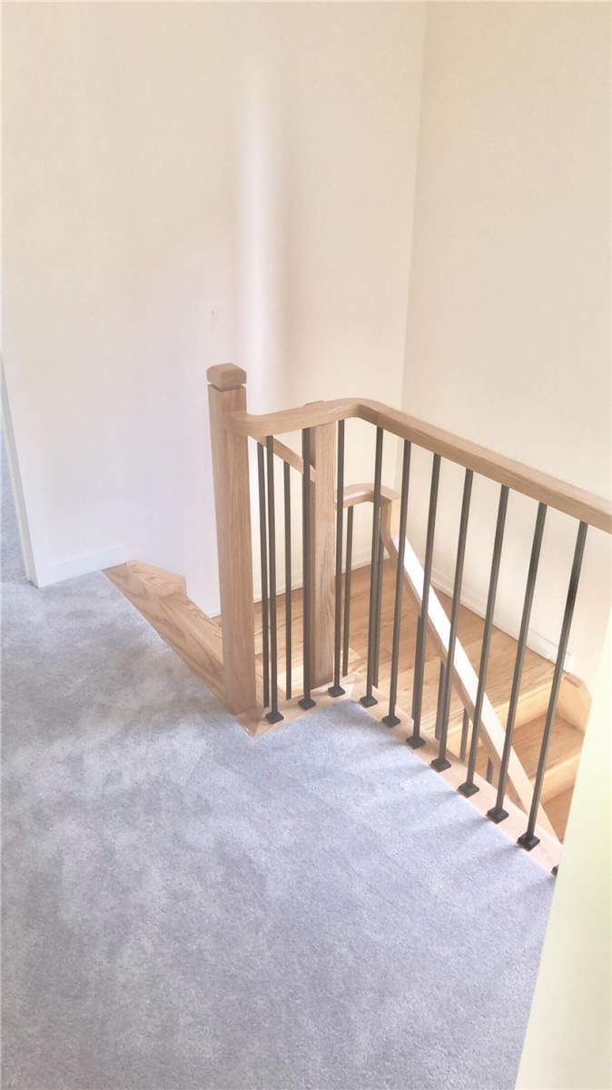 978 Kicking Horse Path