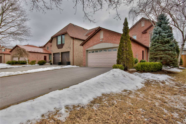48 Millington Cres, Ajax