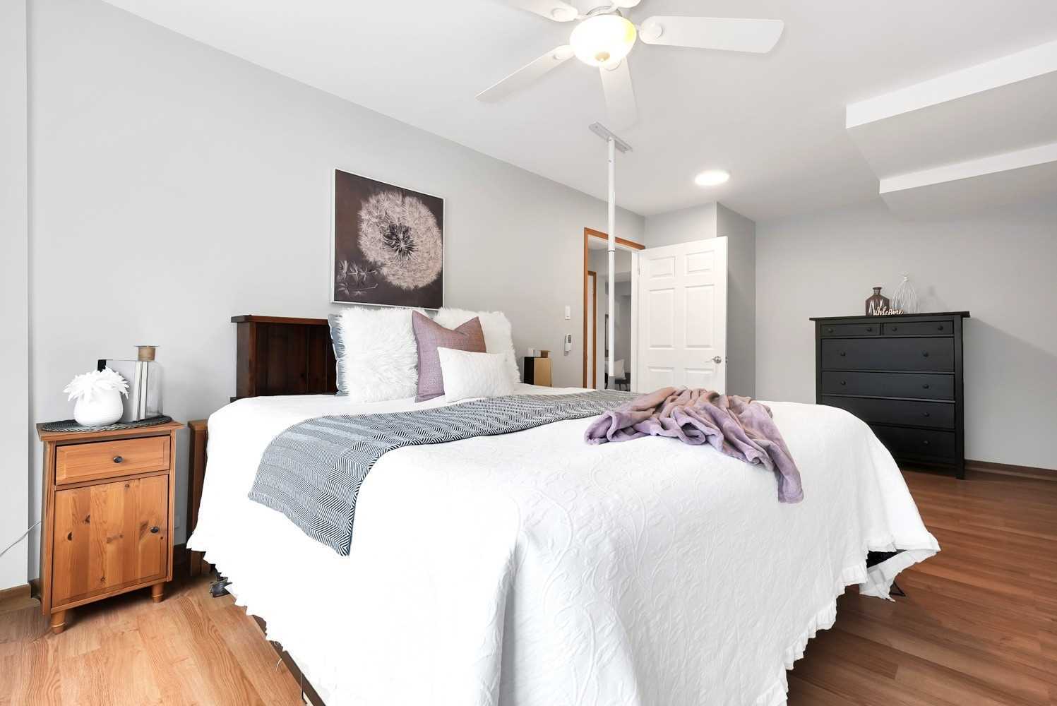 9 Chopin Crt