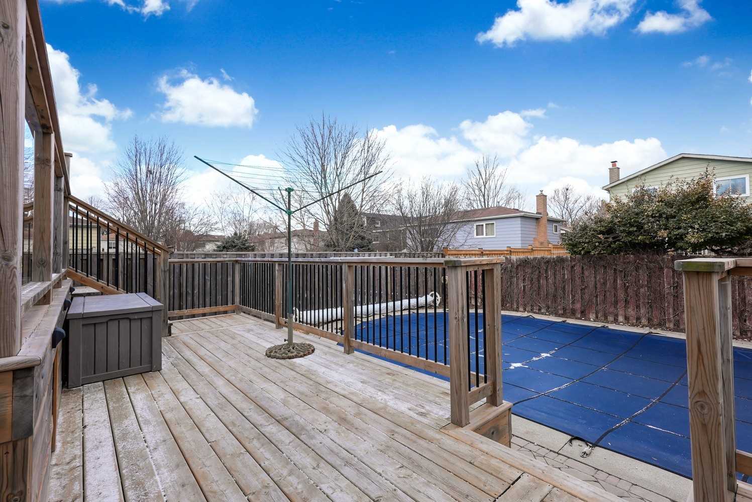 9 Chopin Crt