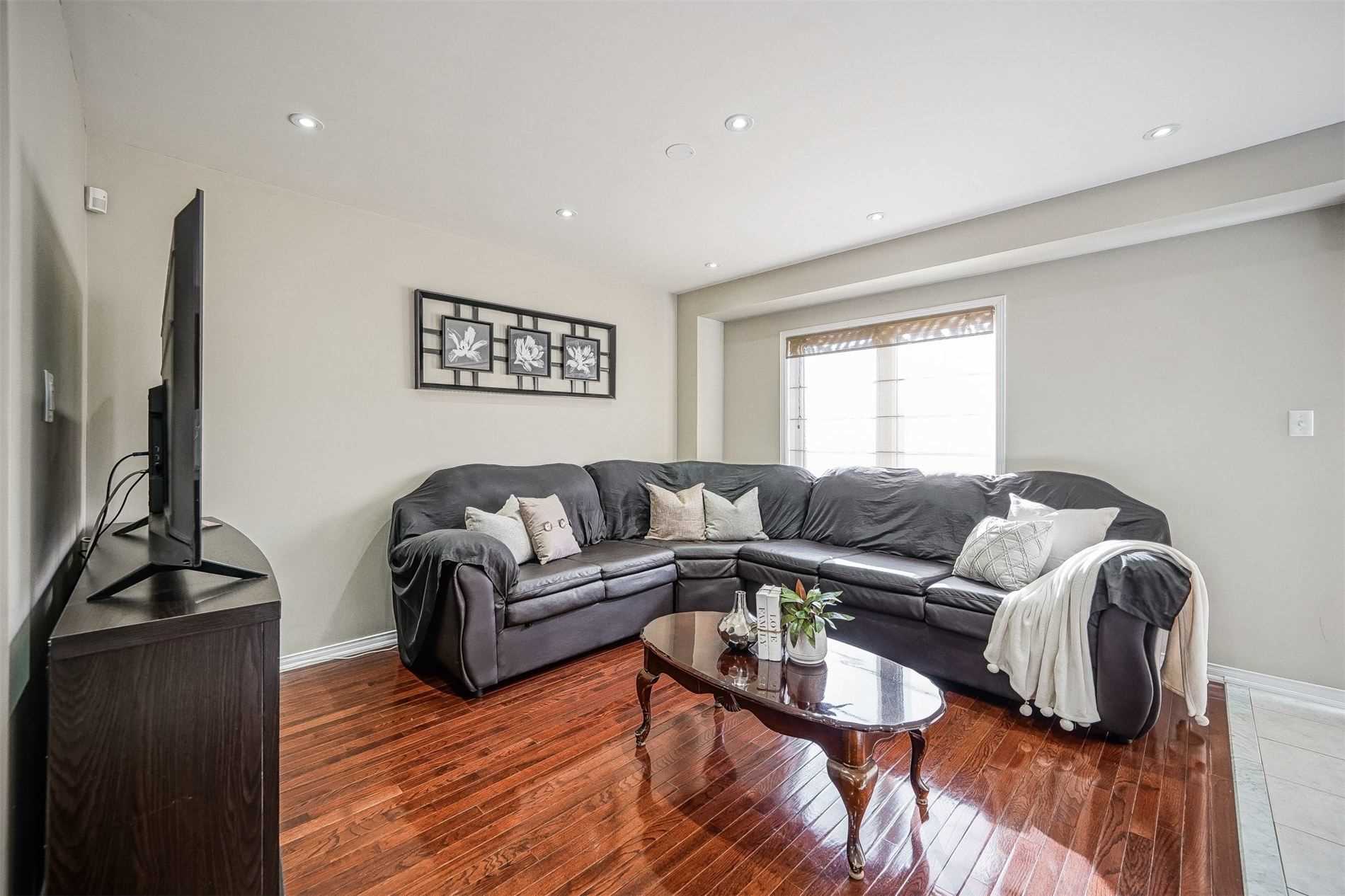 48 Carpendale Cres