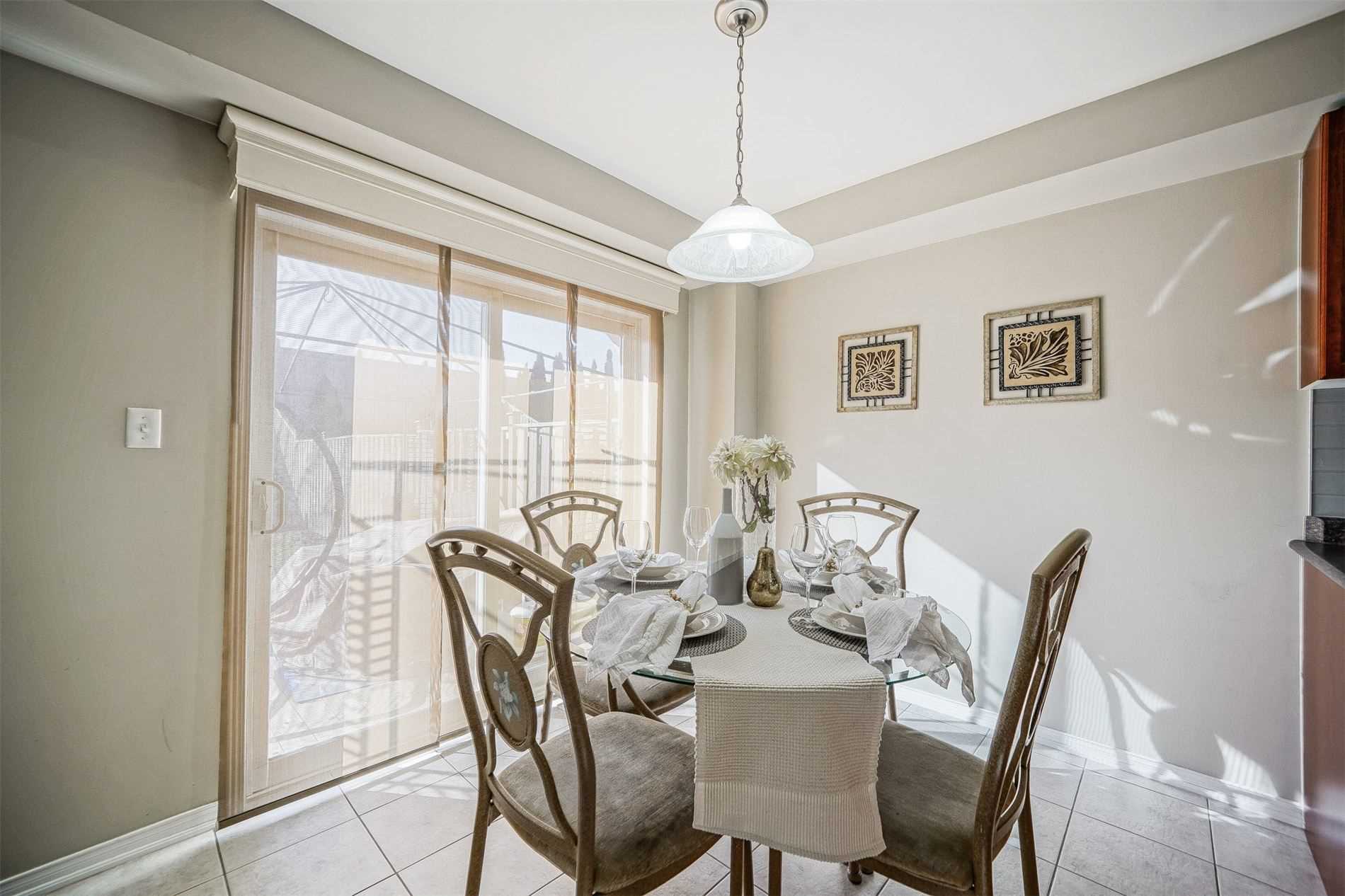 48 Carpendale Cres