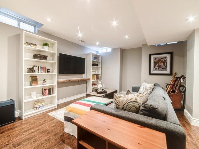 115 James Govan Dr