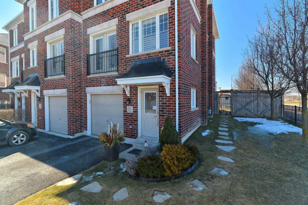 571 Longworth Ave, Clarington