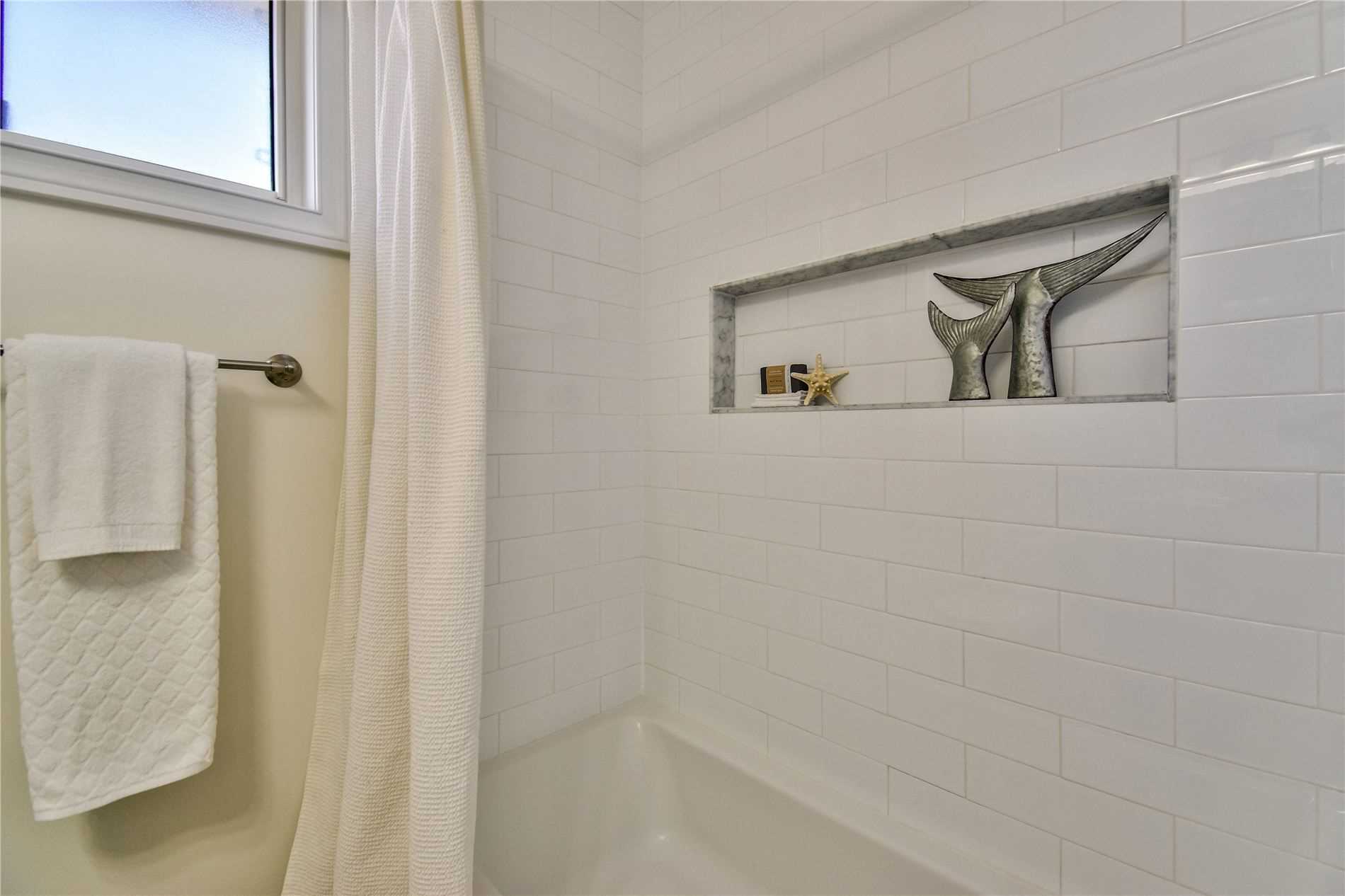 24 Fintona Ave