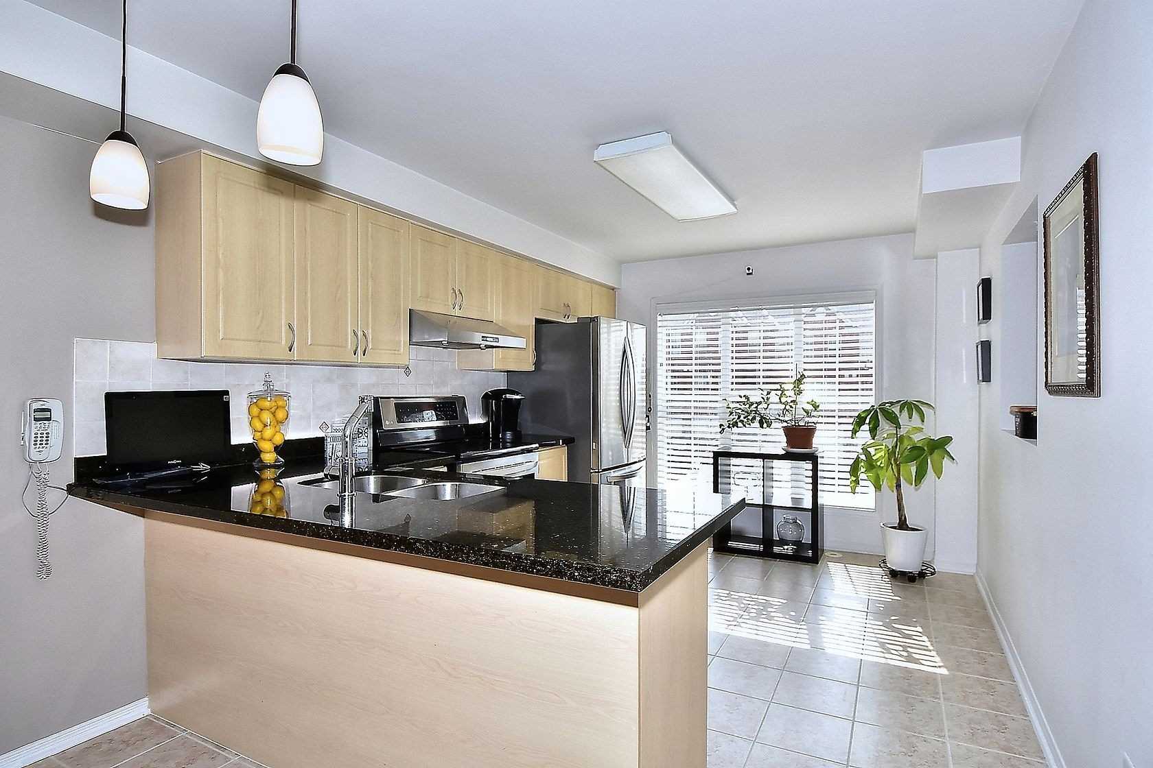 22 Exchequer Pl, #25