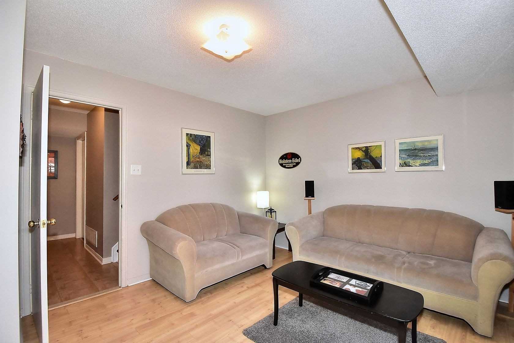 22 Exchequer Pl, #25