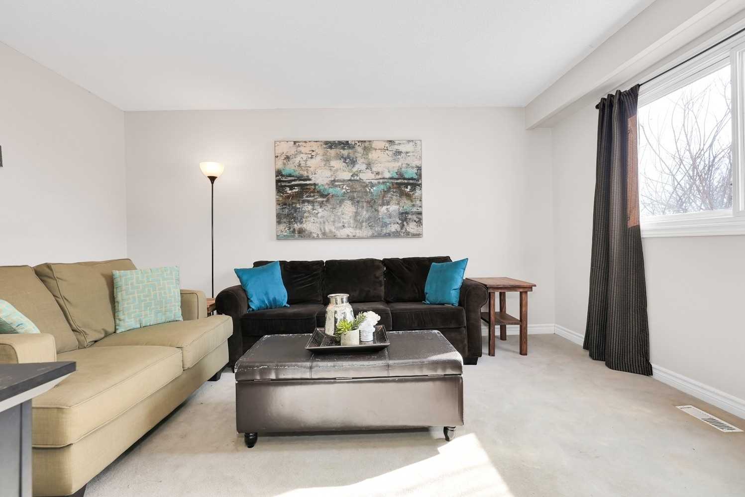 14 Doreen Cres