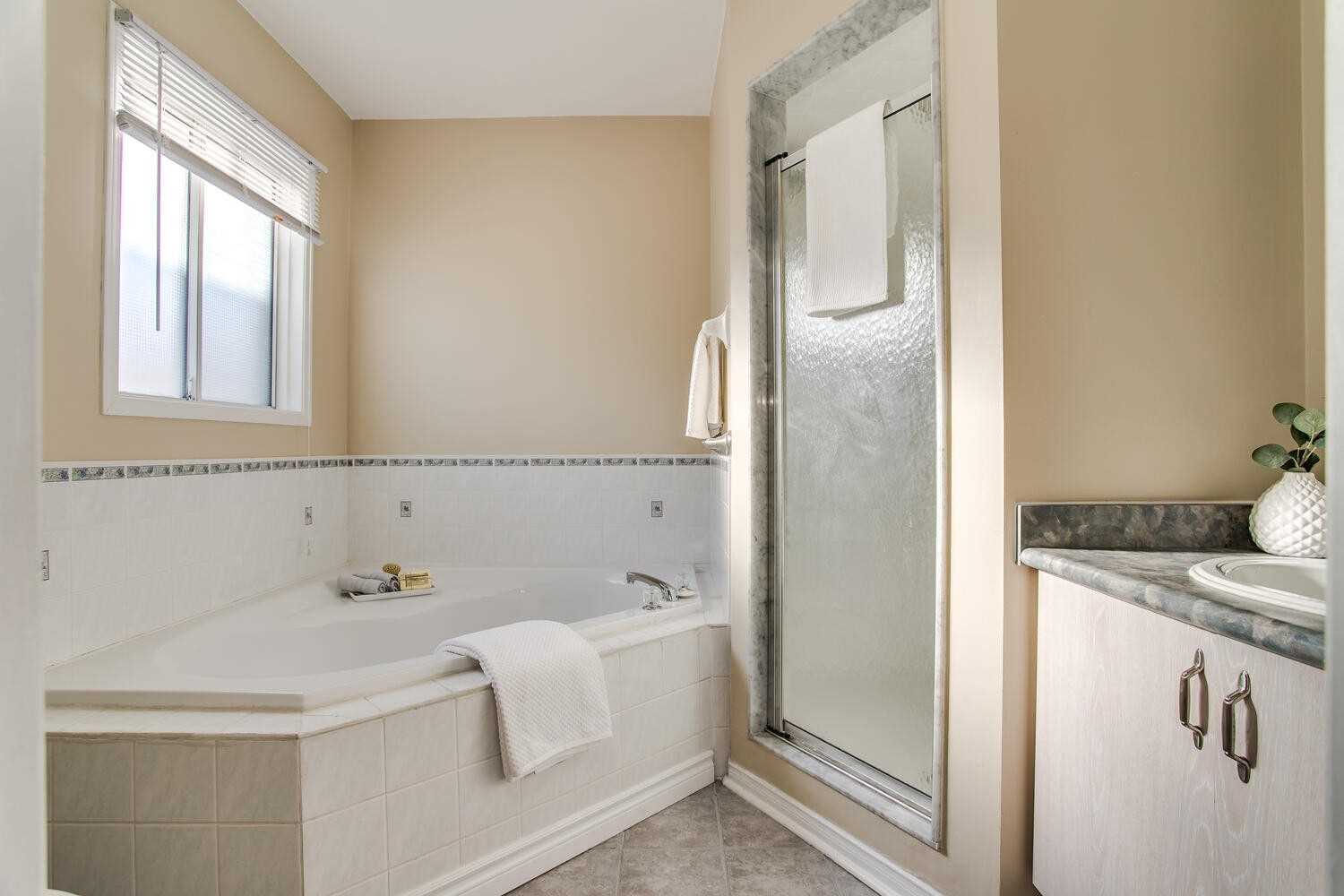 47 Goodwin Ave, Clarington