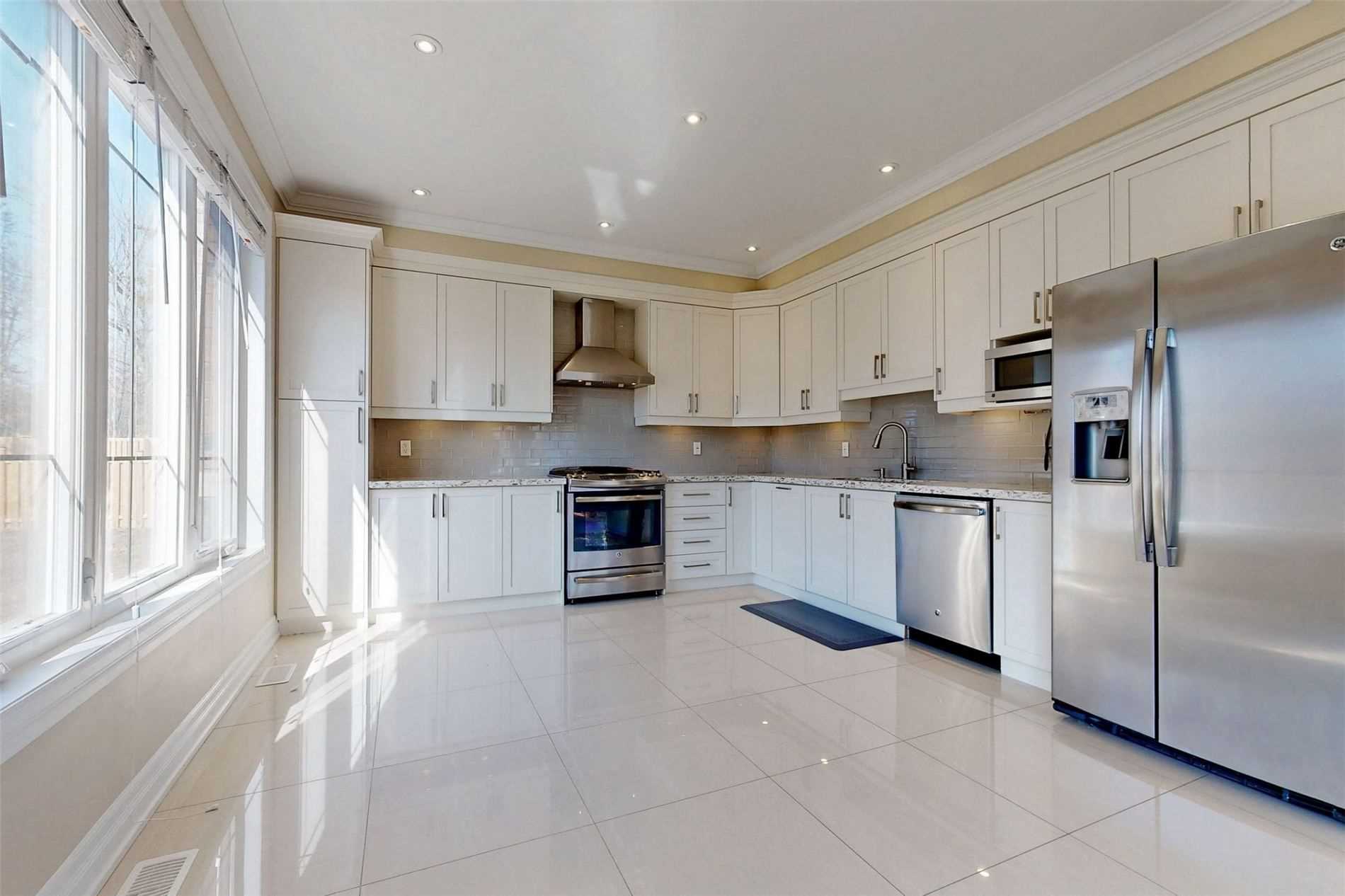 260 Beechgrove Dr