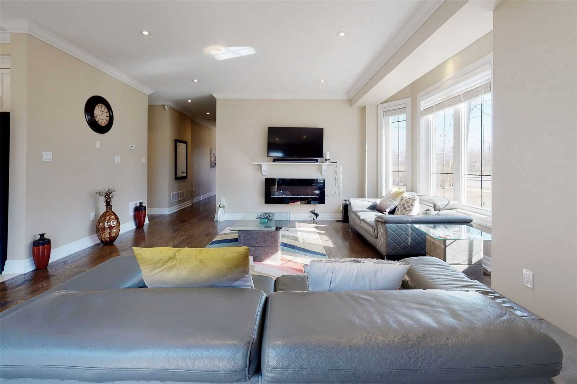 260 Beechgrove Dr