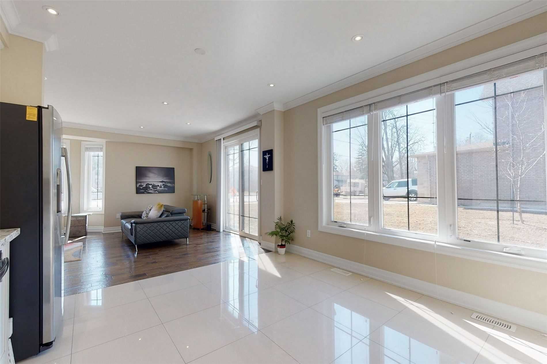 260 Beechgrove Dr