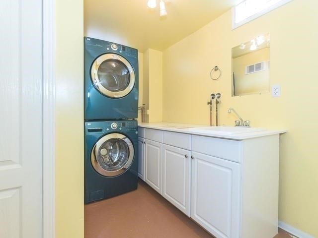 5 Charest Pl