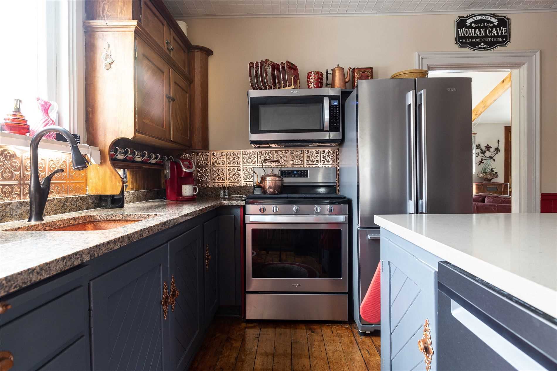 15474 Simcoe St