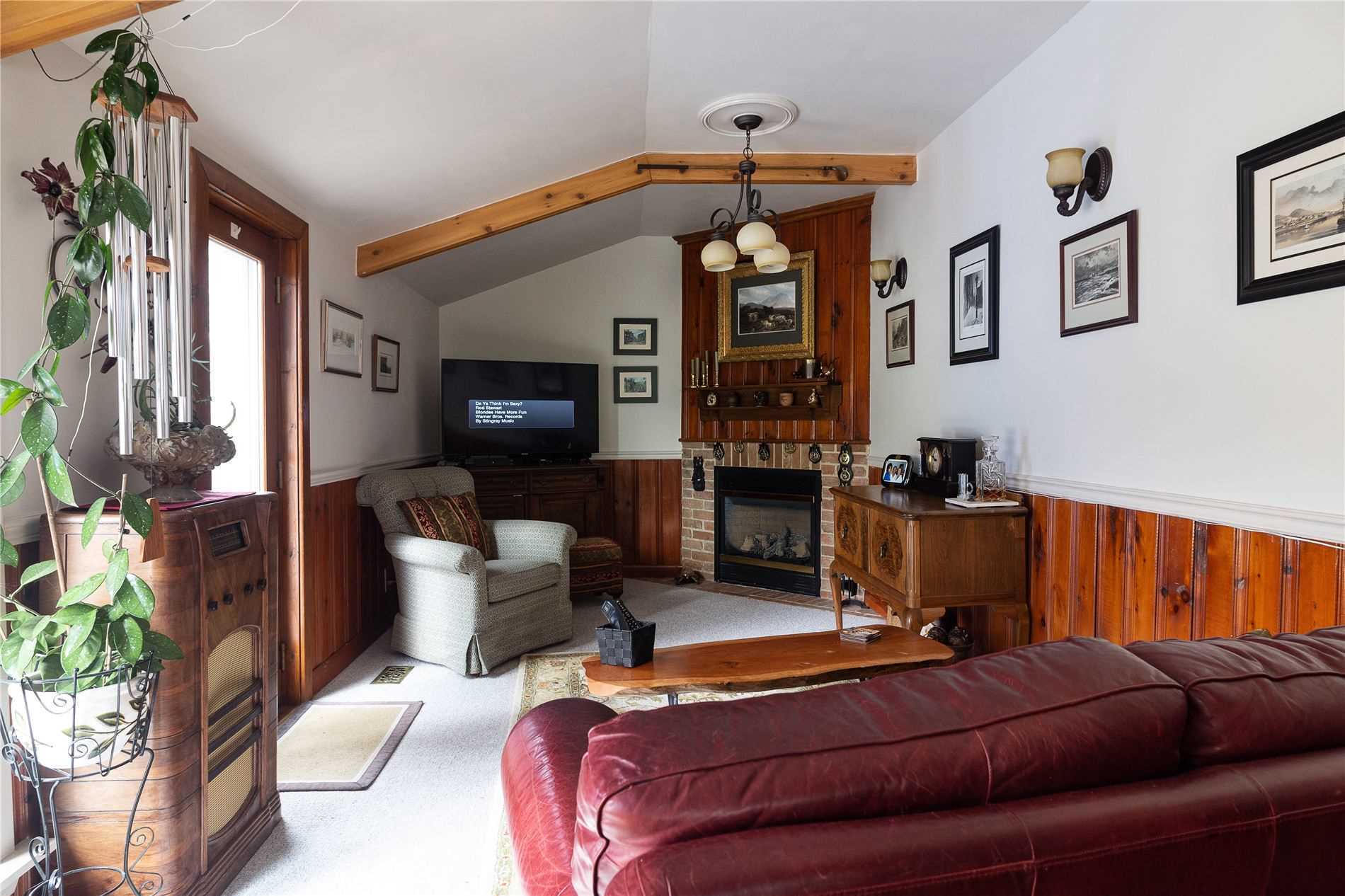 15474 Simcoe St