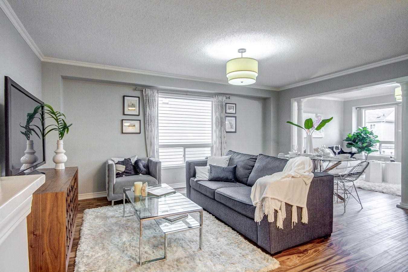 271 Scottsdale Dr