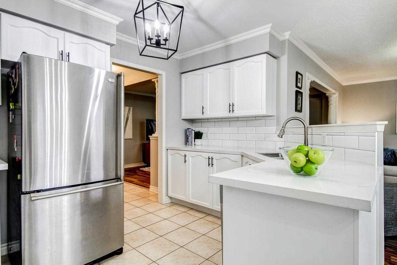 271 Scottsdale Dr