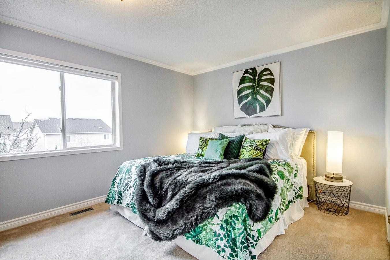 271 Scottsdale Dr