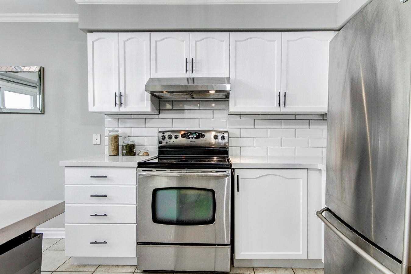 271 Scottsdale Dr