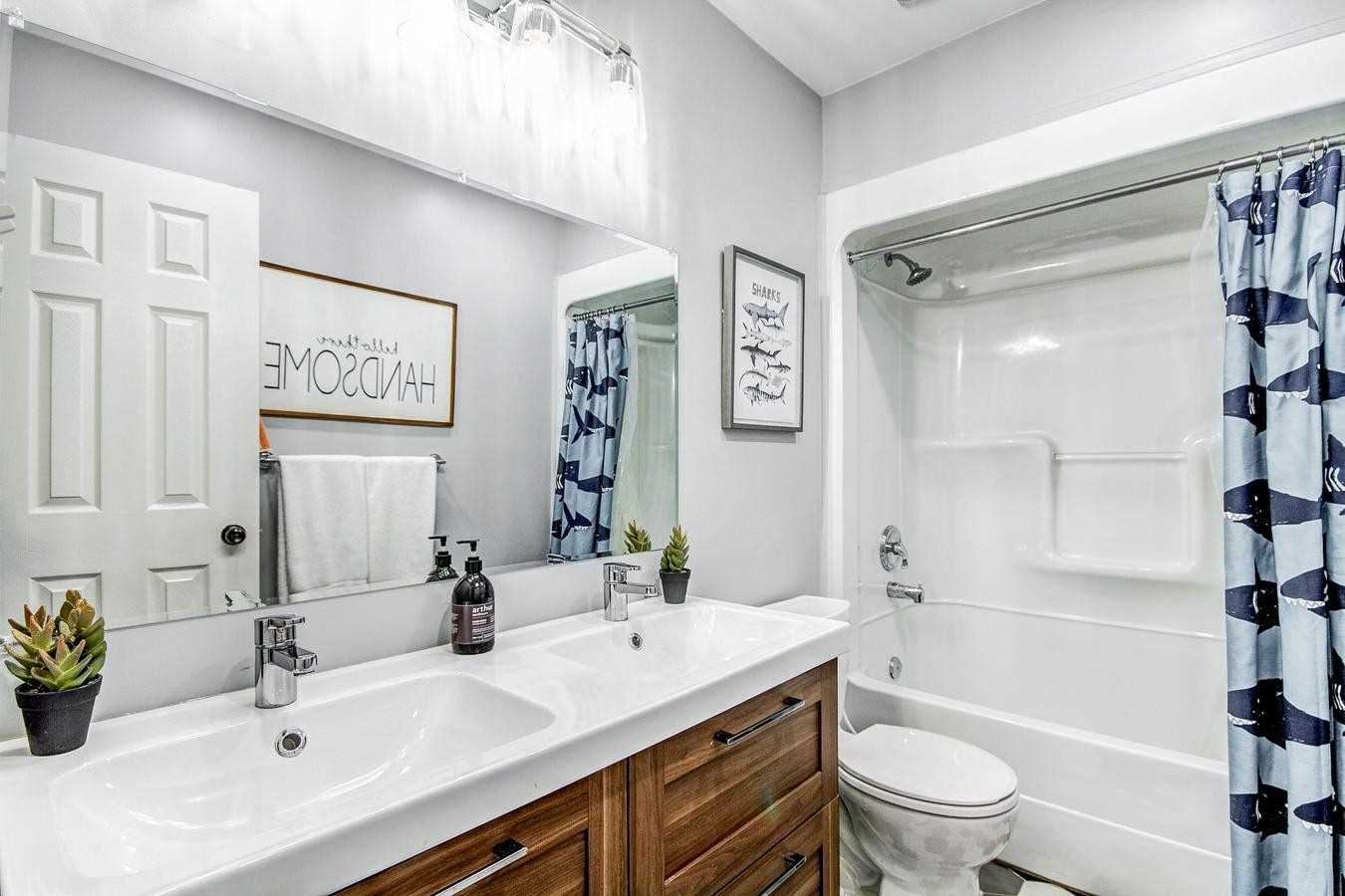 271 Scottsdale Dr