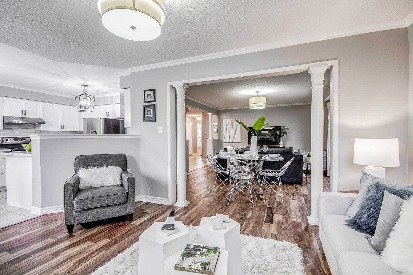 271 Scottsdale Dr