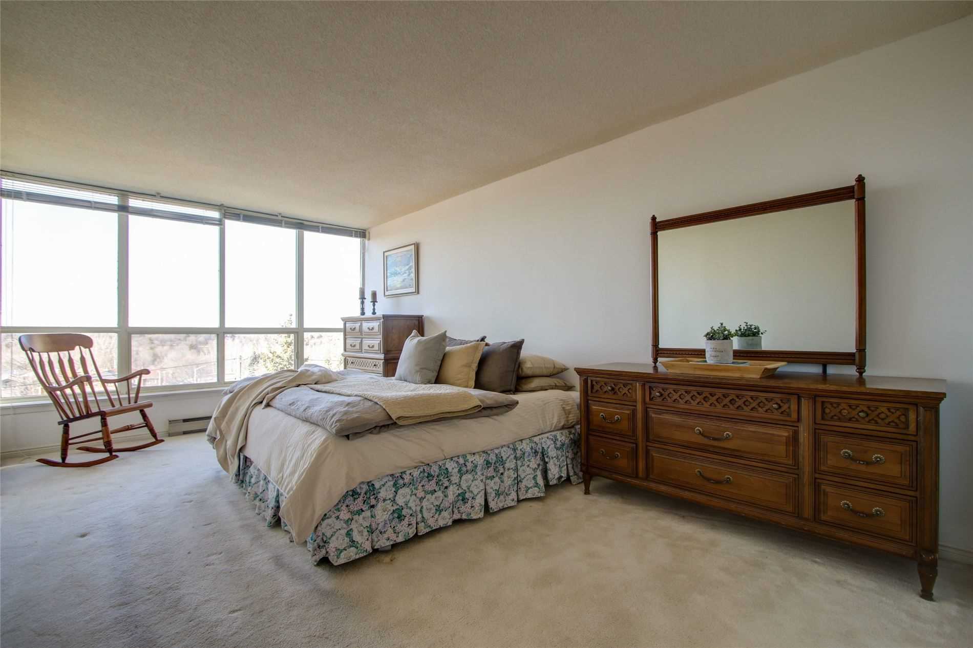 20 Guildwood Pkwy, #714