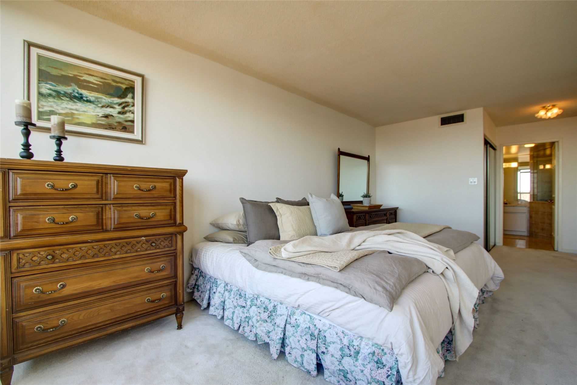 20 Guildwood Pkwy, #714