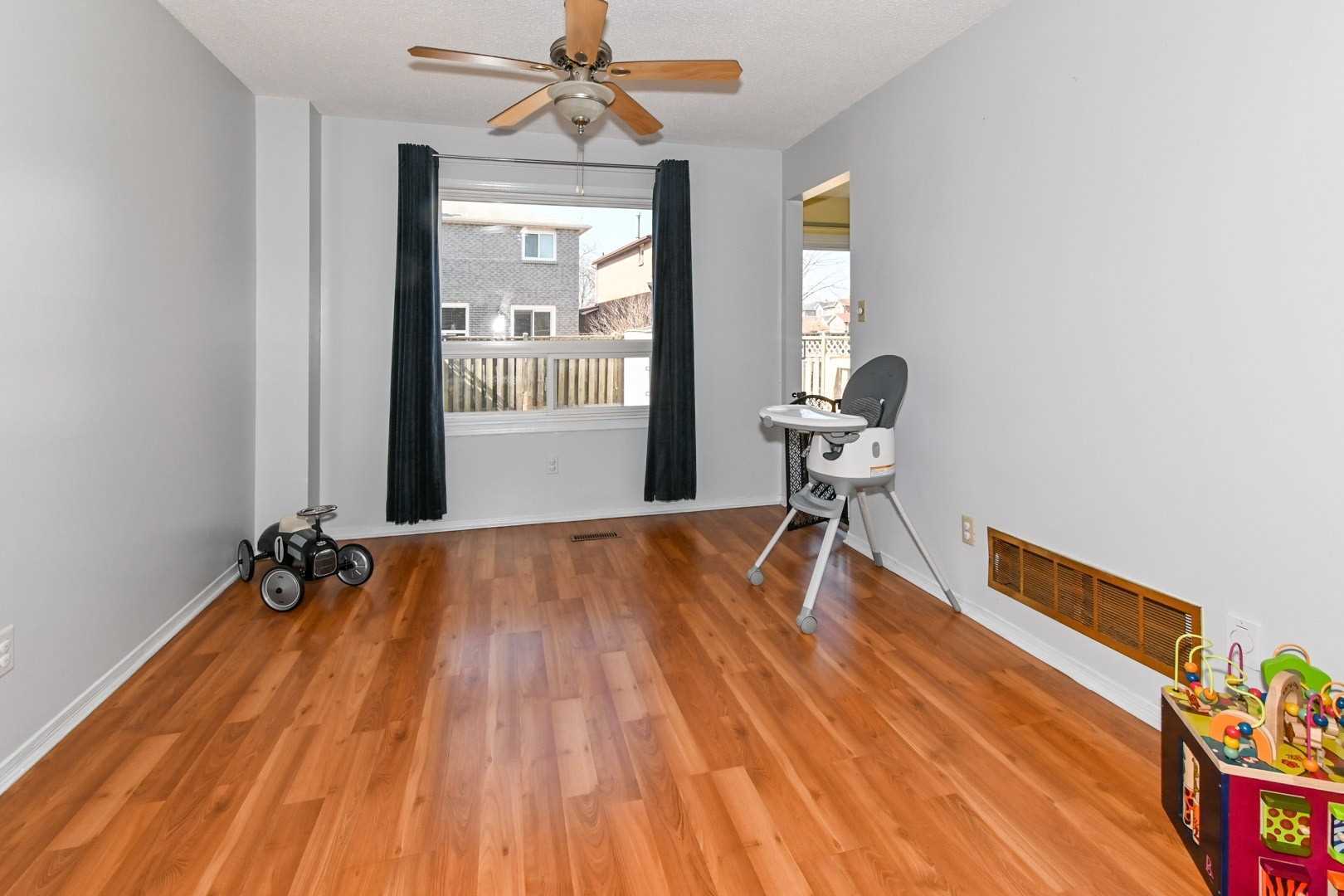 1548 Marshcourt Dr