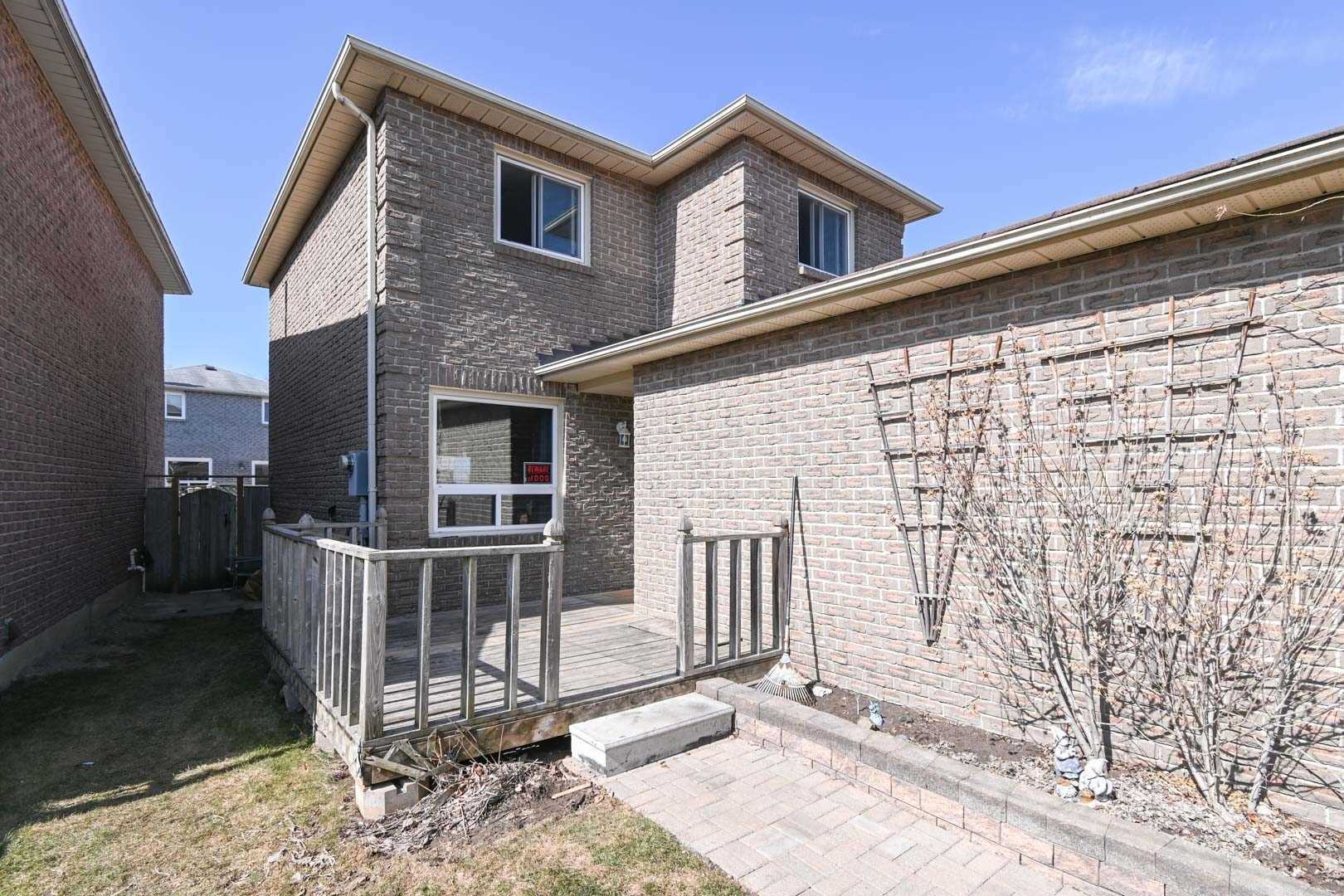 1548 Marshcourt Dr
