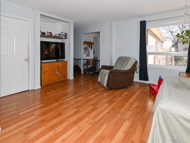 1548 Marshcourt Dr