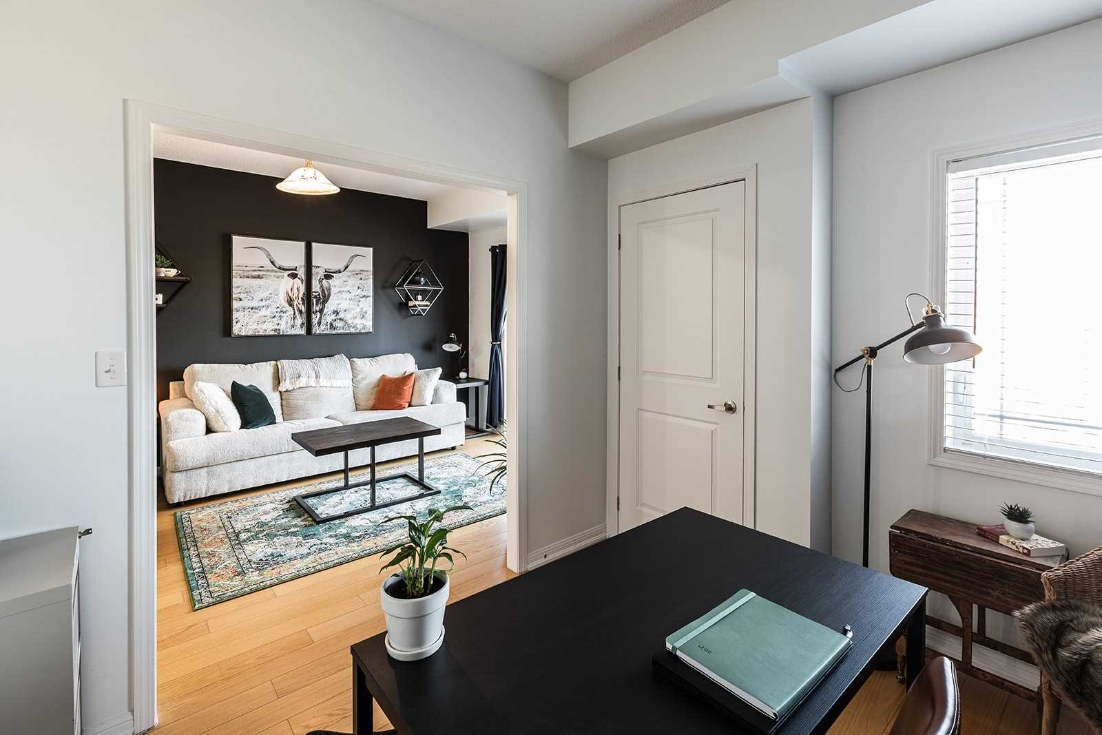 1 Sidney Lane, #203