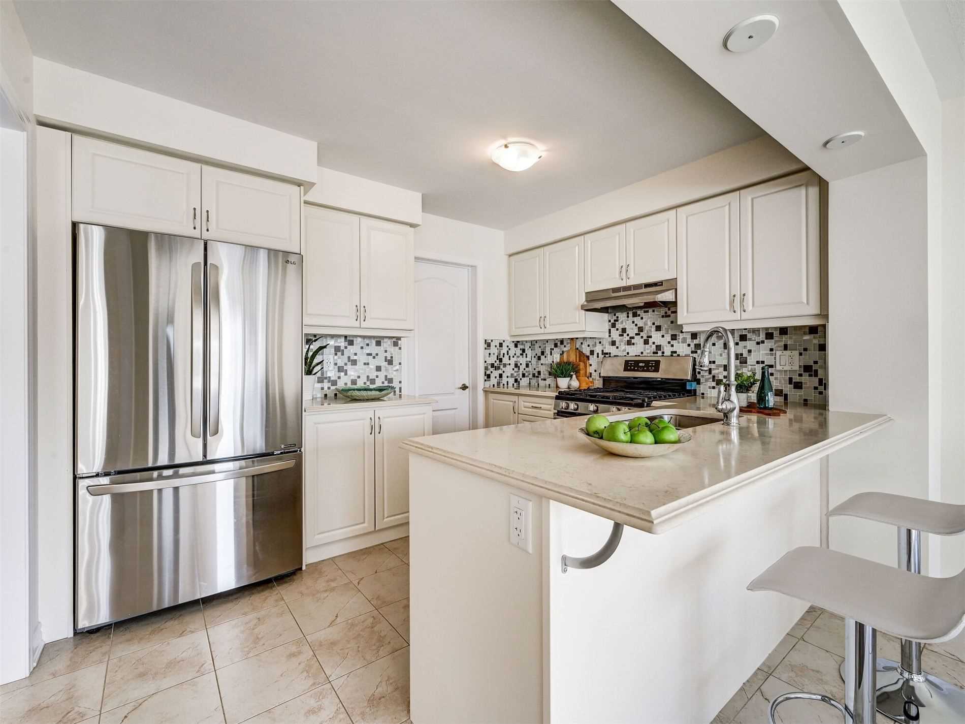 2470 Fall Harvest Cres