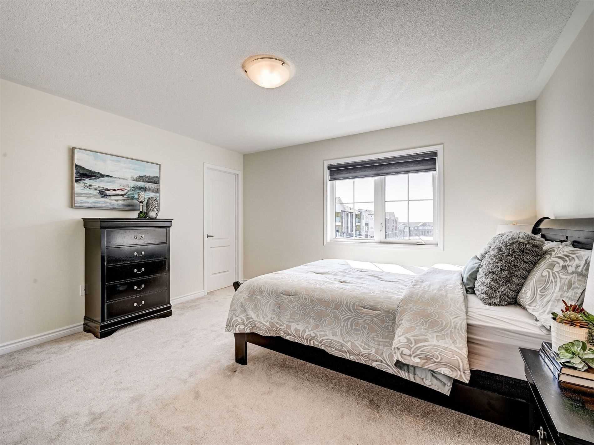 2470 Fall Harvest Cres