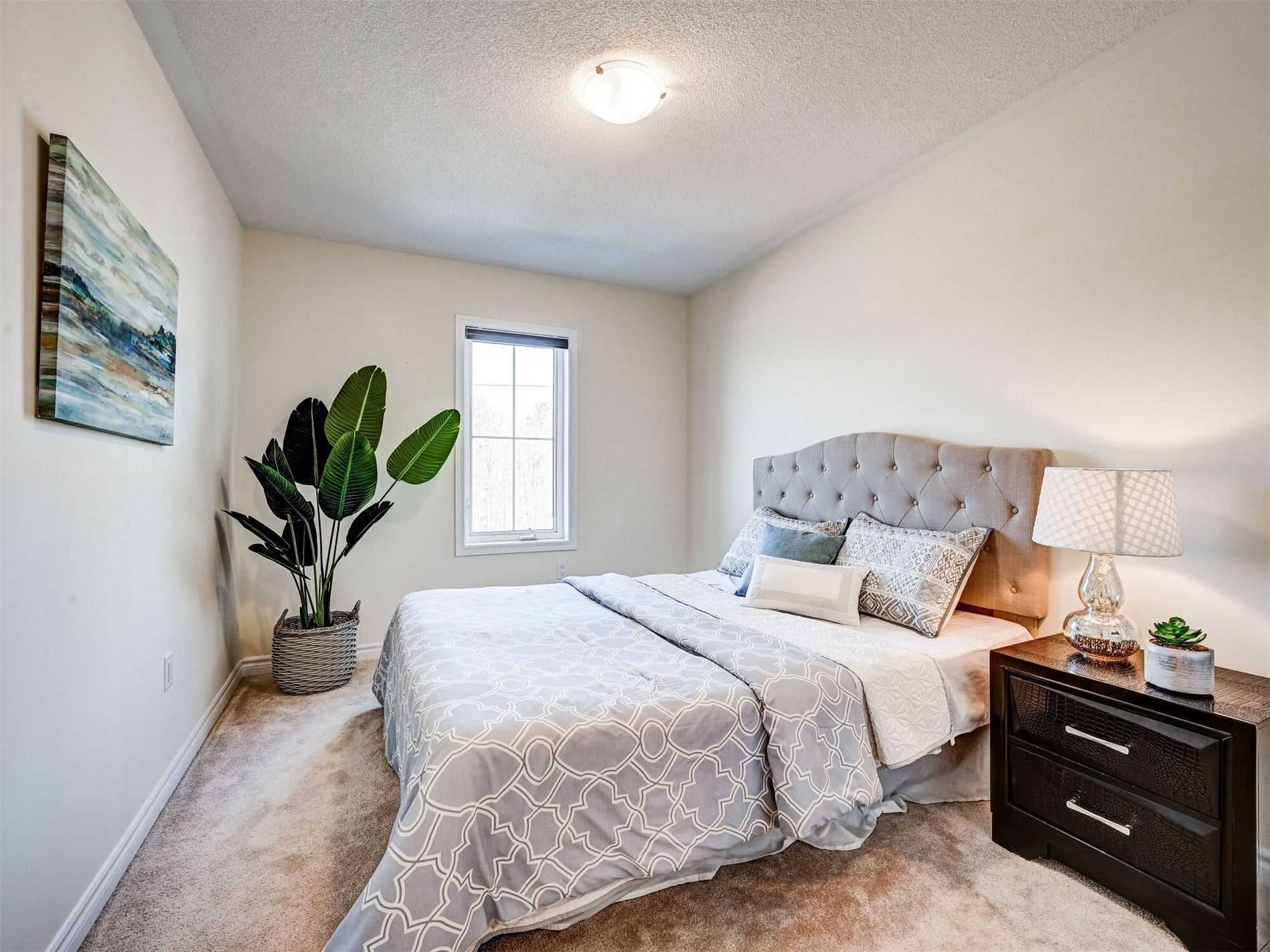 2470 Fall Harvest Cres