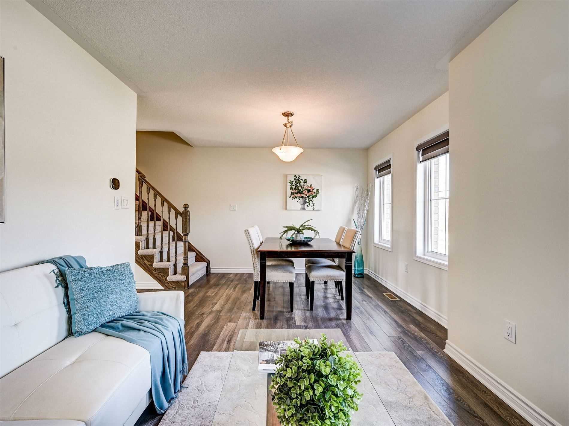 2470 Fall Harvest Cres