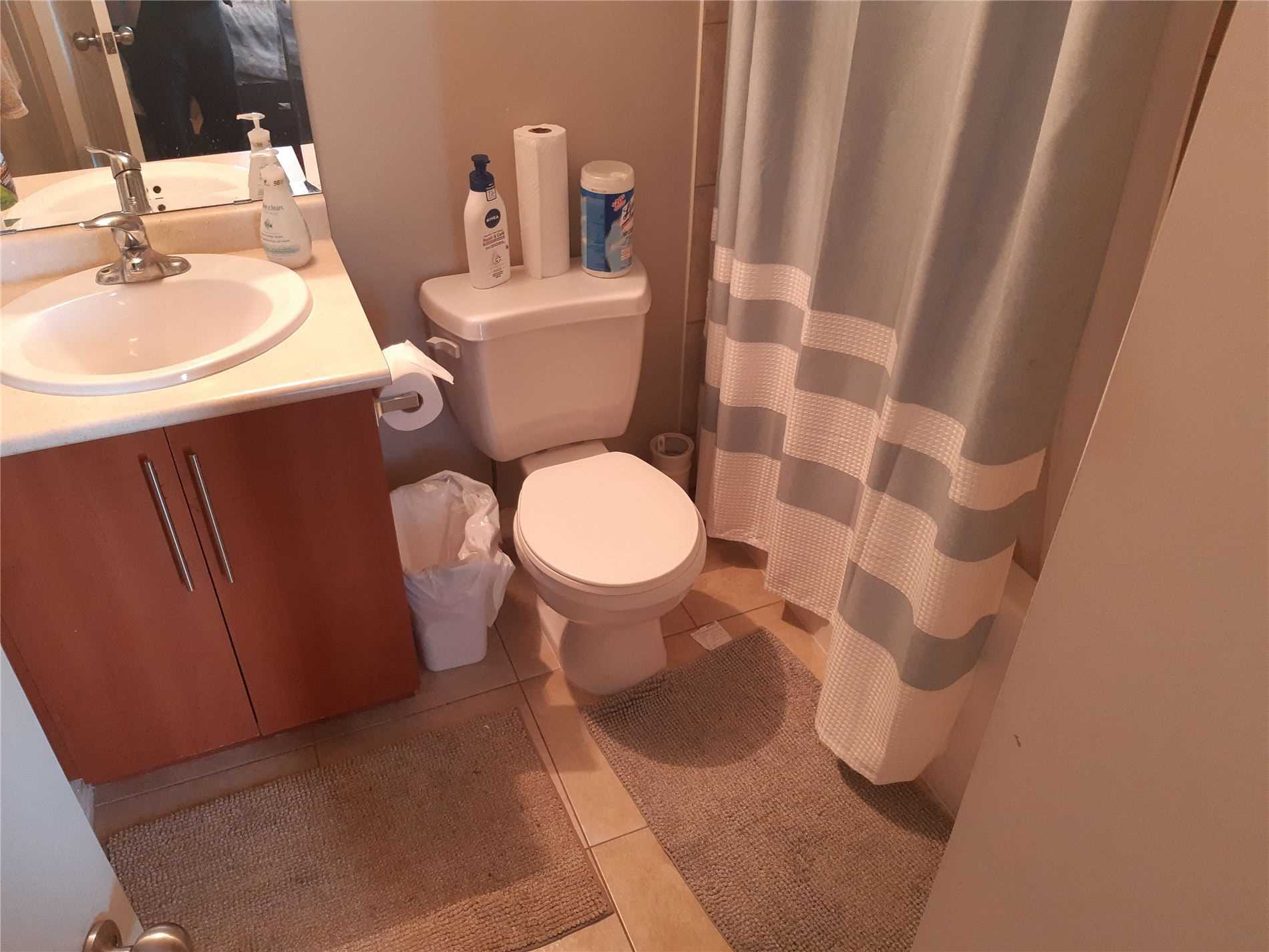 8 Rosebank Dr, #6L