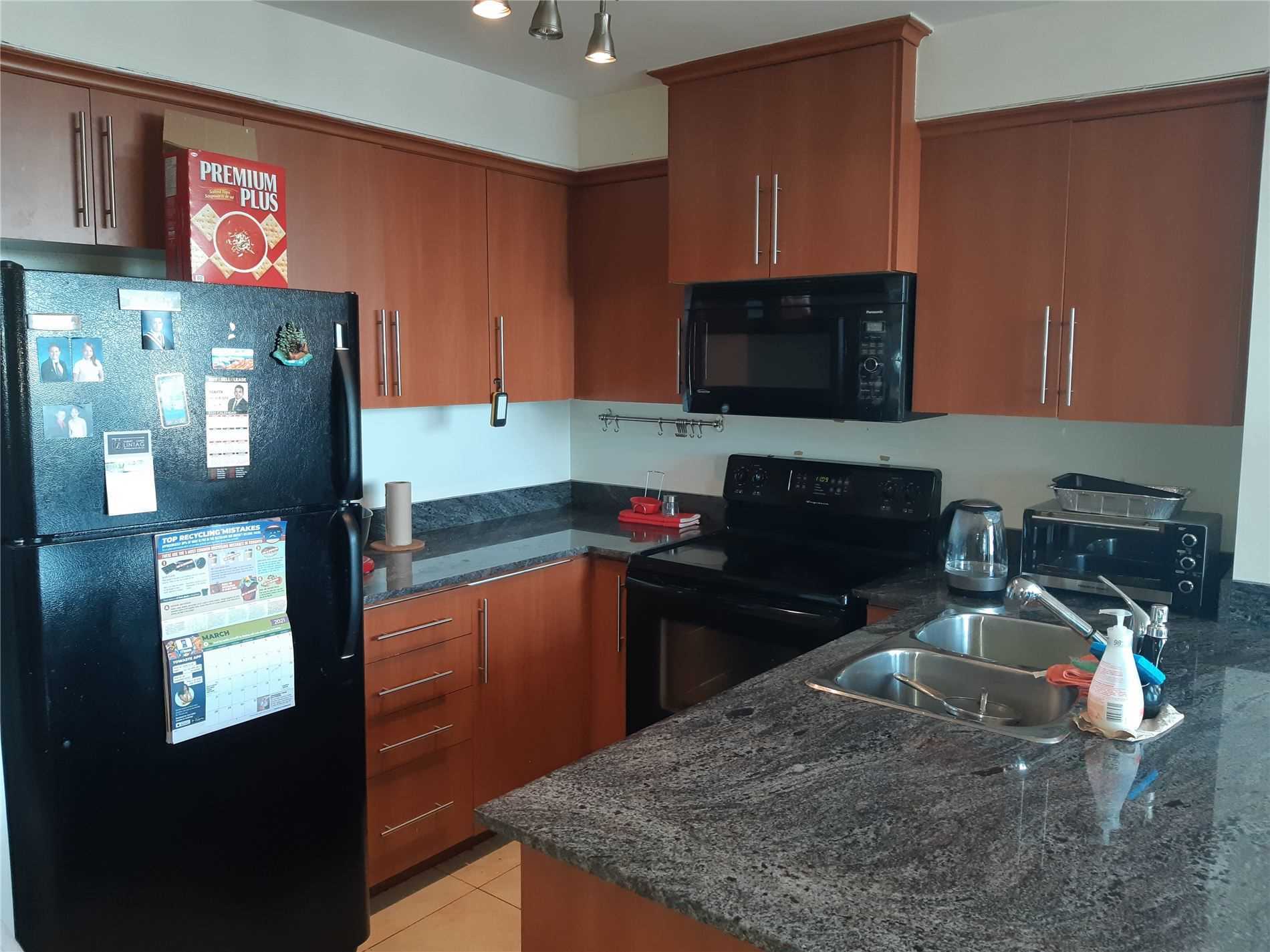 8 Rosebank Dr, #6L