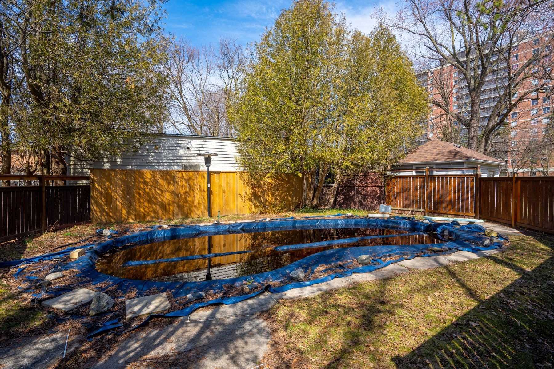 21 Falaise Rd