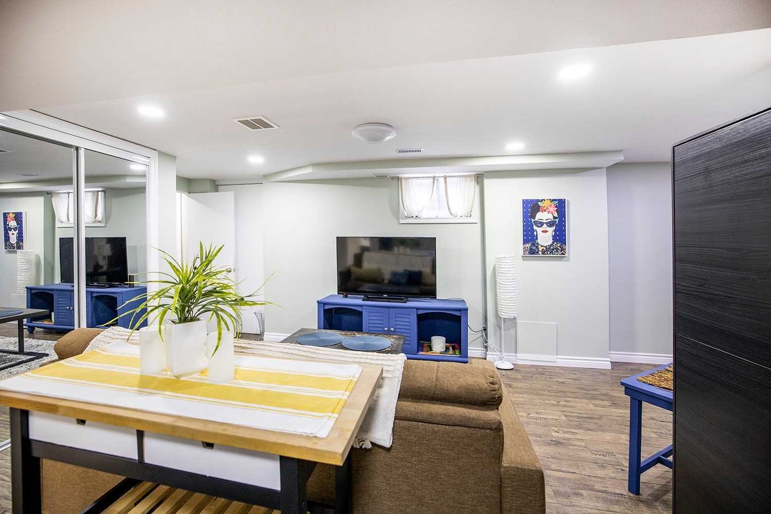 445 Juliana Dr