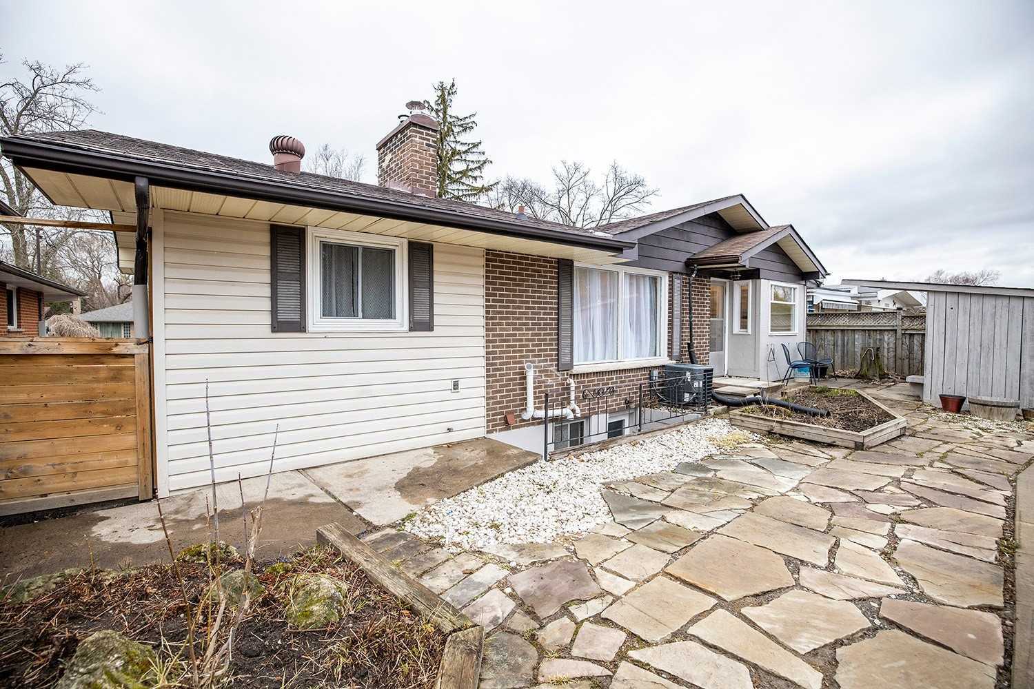 445 Juliana Dr