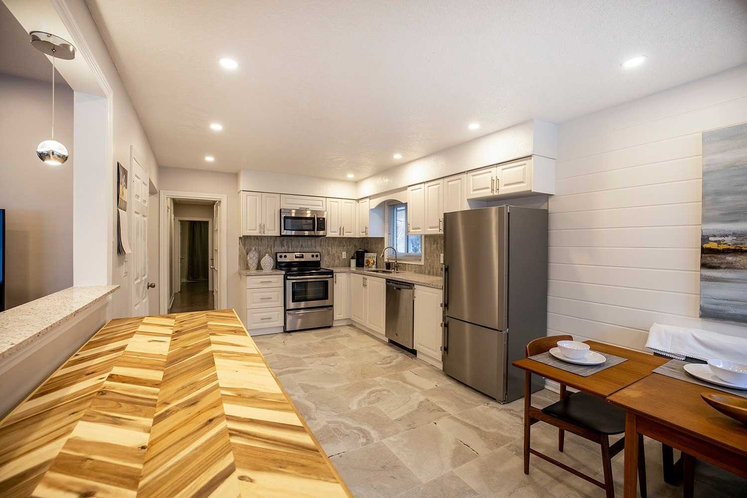 445 Juliana Dr